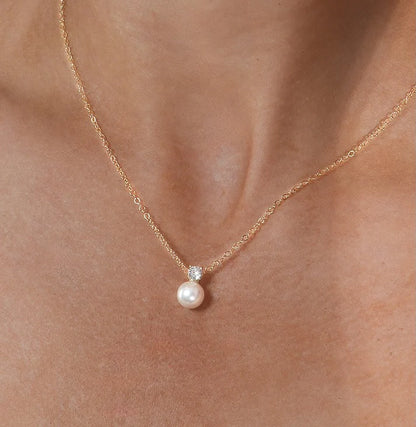 Pearl Necklace Bridal Pearl and Diamond Necklace Bridal Necklace Bridesmaid Necklace Minimalist Wedding Jewelry Gift for Her Bridesmaid Gift