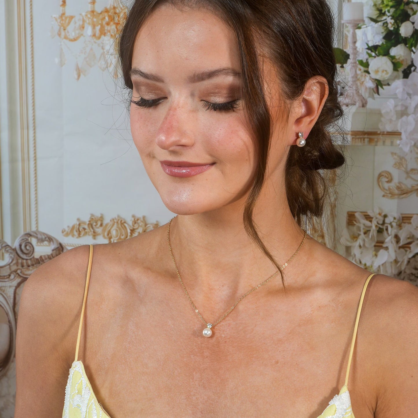 Pearl Necklace Bridal Pearl and Diamond Necklace Bridal Necklace Bridesmaid Necklace Minimalist Wedding Jewelry Gift for Her Bridesmaid Gift